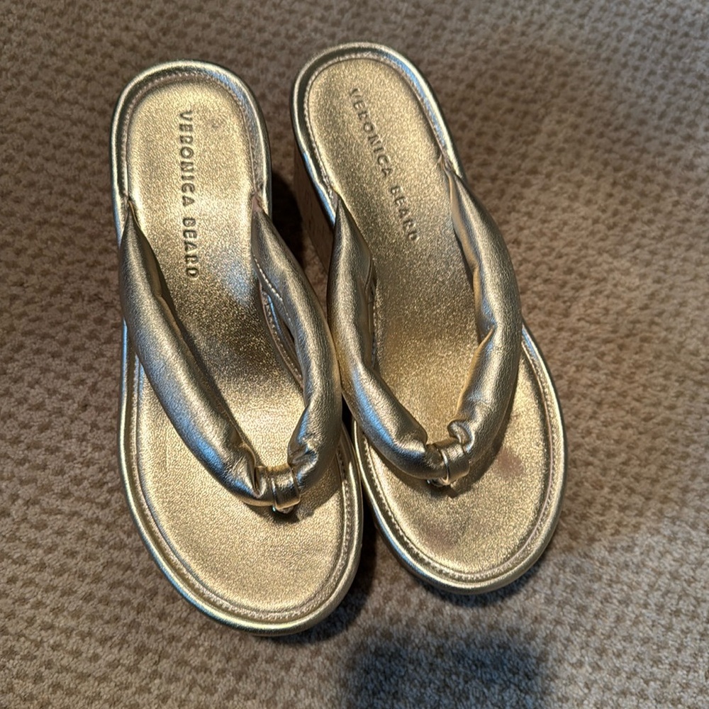 Veronica beard sandal